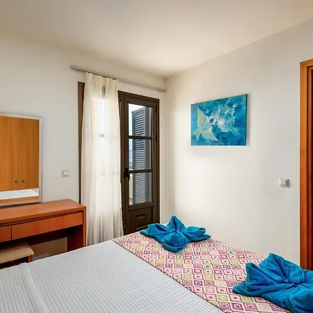 Aegean Blue Villa's וילה קלטוס